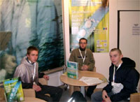 Le Stockholm Junior Water Prize 2005 intresse de nombreux jeunes.