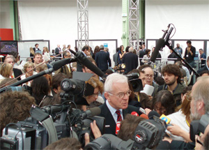 Hans-Gert Pttering rend visite aux journalistes